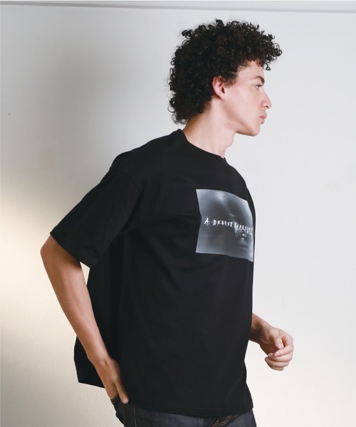 A DEGREE FAHRENHEIT（エーディグリーファーレンハイ）の「【ユニセックス商品】ROCKフォトプリント・オーバーサイズT（Tシャツ/カットソー・メンズ・ホワイト/ブラック・MEDIUM/LARGE/X-LARGE）」の7枚目の写真