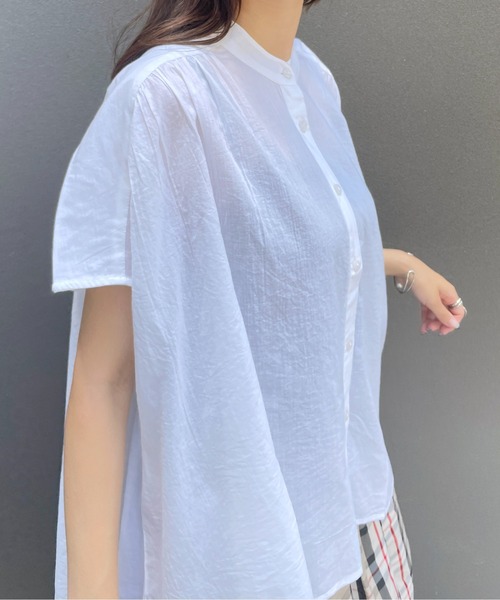 Meli rich（メリーリッチ）の「バンドカラーギャザーフレンチブラウス（シャツ/ブラウス・レディース・オフホワイト/グレイッシュベージュ/ブラック・M/L）」の19枚目の写真