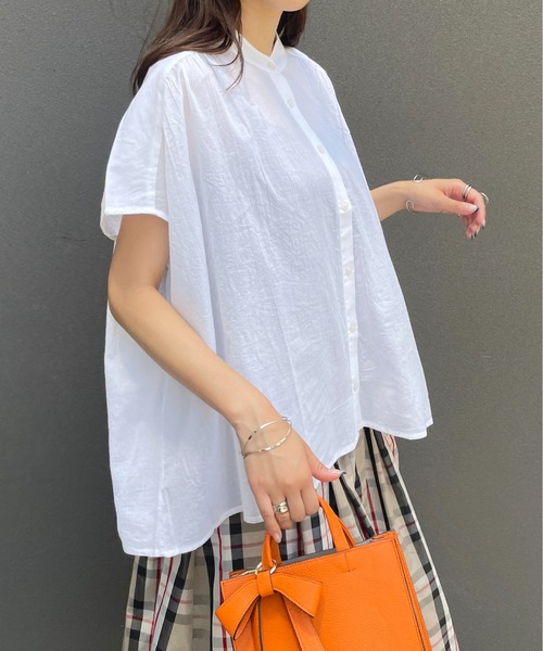 Meli rich（メリーリッチ）の「バンドカラーギャザーフレンチブラウス（シャツ/ブラウス・レディース・オフホワイト/グレイッシュベージュ/ブラック・M/L）」の10枚目の写真