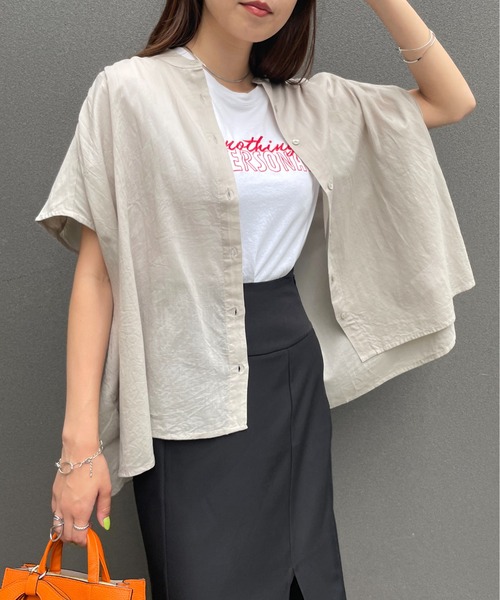 Meli rich（メリーリッチ）の「バンドカラーギャザーフレンチブラウス（シャツ/ブラウス・レディース・オフホワイト/グレイッシュベージュ/ブラック・M/L）」の12枚目の写真