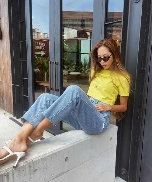 esutoreja（エストレジャ）の「クロップロゴティー（Tシャツ/カットソー・レディース・ホワイト/イエロー・FREE）」の10枚目の写真