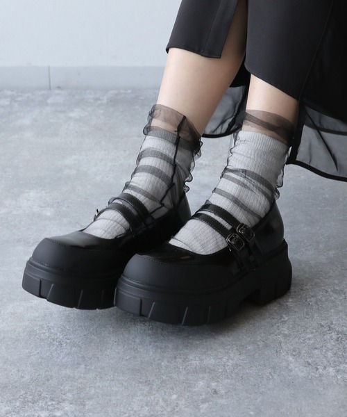 HARE（ハレ）の「ボリュームソールストラップシューズ(HARE)（ローファー・レディース・ブラック/ブラック系その他・MEDIUM/LARGE）」の4枚目の写真