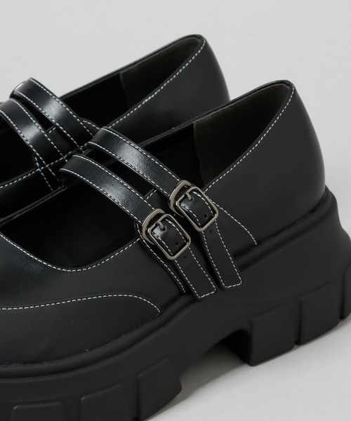 HARE（ハレ）の「ボリュームソールストラップシューズ(HARE)（ローファー・レディース・ブラック/ブラック系その他・MEDIUM/LARGE）」の15枚目の写真
