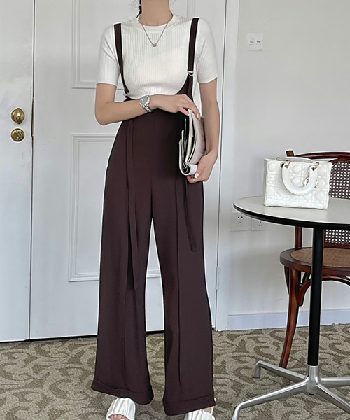 emi+（エミプラス）の「サス付きセンタープレスワイドパンツ（サロペット/オーバーオール・レディース・ブラック/チャコールグレー/ベージュ/ブラウン・L/M）」の7枚目の写真