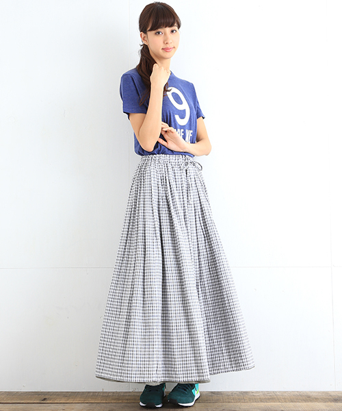 B:MING by BEAMS（ビーミングバイビームス）の「＜InRed 6月号掲載＞ビーミング by ビームス / リバーシブル マキシスカート（スカート・レディース・オフホワイト/ネイビー/ブルー系その他/その他/ダークブルー/サックスブルー/その他1/ホワイト系その他・ONE SIZE）」の14枚目の写真