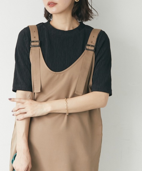 Green Parks(グリーンパークス)の「プリーツ加工カットプルオーバー(Tシャツ/カットソー・レディース・ブラック/オレンジ/グリーン/キャメル・FREE)」の1枚目の写真