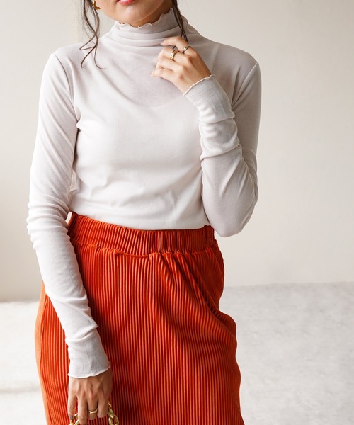 IAMUSE（アイアミューズ）の「【IAMUSE】シアーフライスシームレスタートルプルオーバー S0726（その他トップス・レディース・ブラック/グレイッシュベージュ/オフホワイト/ライトグレー・FREE）」の19枚目の写真