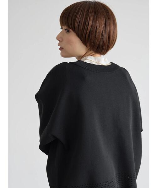 rem closet(レムクローゼット)の「前後2wayウォッシャブルエアリーニット(ニット/セーター・レディース・クリーム/ブラック/ロイヤルブルー・FREE)」の7枚目の写真