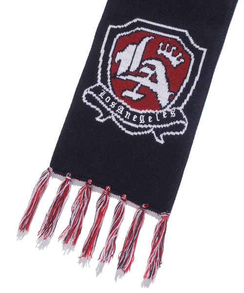 XLARGE(エクストララージ)の「JACQUARD LOGO SCARF(マフラー・メンズ・ブラック・ONE SIZE)」の4枚目の写真