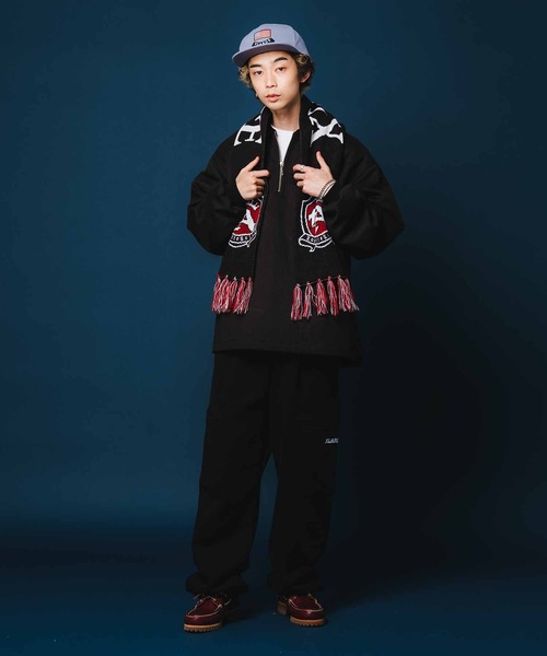 XLARGE(エクストララージ)の「JACQUARD LOGO SCARF(マフラー・メンズ・ブラック・ONE SIZE)」の7枚目の写真