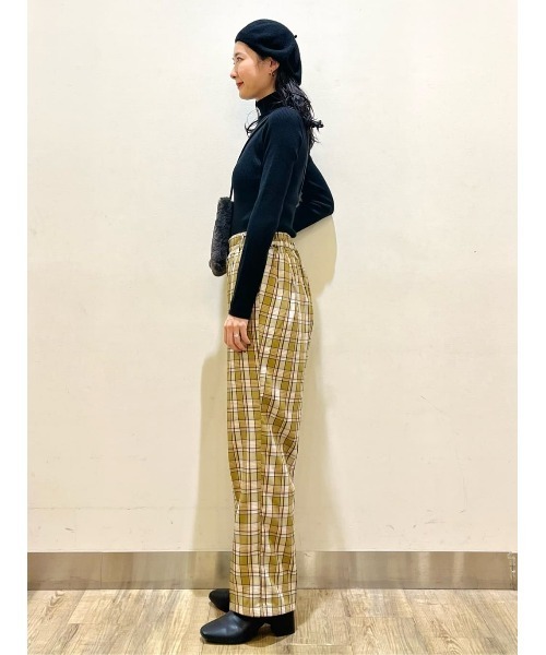 HONEYSUCKLE ROSE(ハニーサックルローズ)の「【HONEYSUCKLE ROSE】チェックイージートラウザーパンツ(スラックス・レディース・ダークブラウン/ベージュ/オリーブ・M/L)」の17枚目の写真