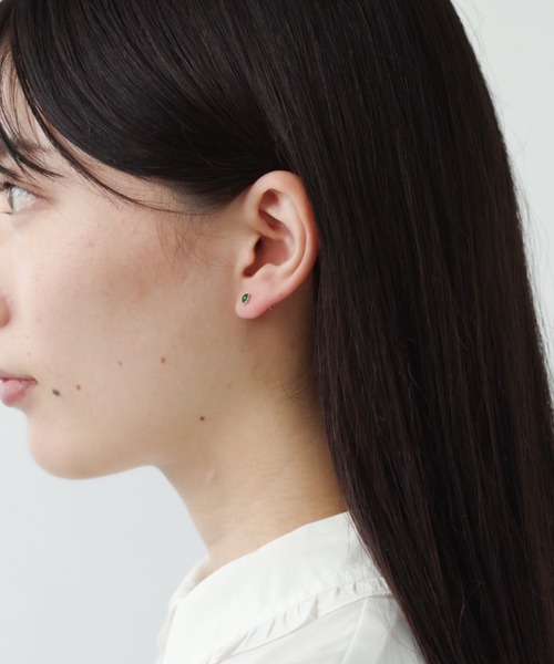 yu-ka（ユーカ）の「YU-KA : レトロミニピアス（ピアス（両耳用）・レディース・ゴールド/シルバー・FREE）」の4枚目の写真