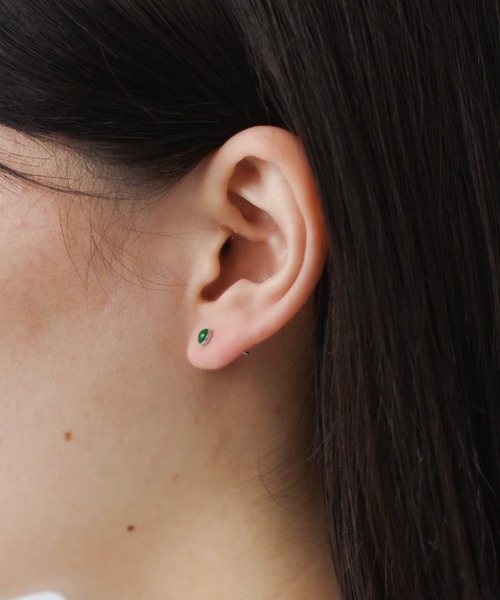 yu-ka（ユーカ）の「YU-KA : レトロミニピアス（ピアス（両耳用）・レディース・ゴールド/シルバー・FREE）」の3枚目の写真