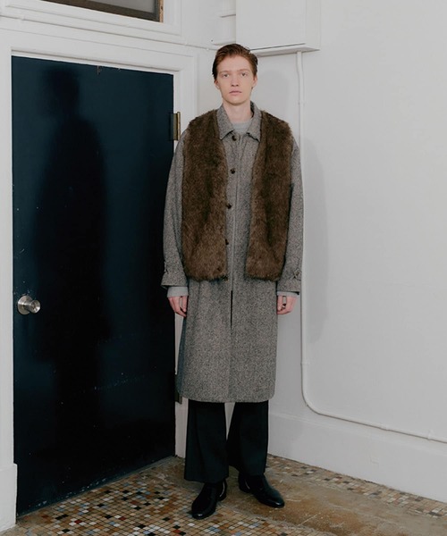 SENSE OF PLACE by URBAN RESEARCH(センスオブプレイスバイアーバンリサーチ)の「『ユニセックス』フェイクファーベスト(ベスト・メンズ・ブラウン/ブラック・ONE)」の18枚目の写真