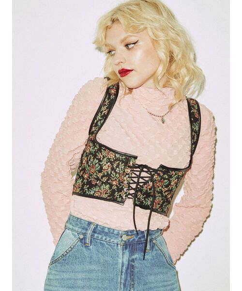 jouetie(ジュエティ)の「レースアップ2WAYコルセット(サスペンダー・レディース・アイボリー/ブラック・MEDIUM)」の5枚目の写真