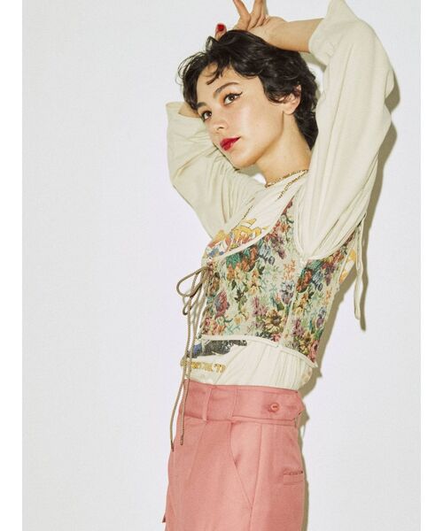 jouetie(ジュエティ)の「レースアップ2WAYコルセット(サスペンダー・レディース・アイボリー/ブラック・MEDIUM)」の15枚目の写真