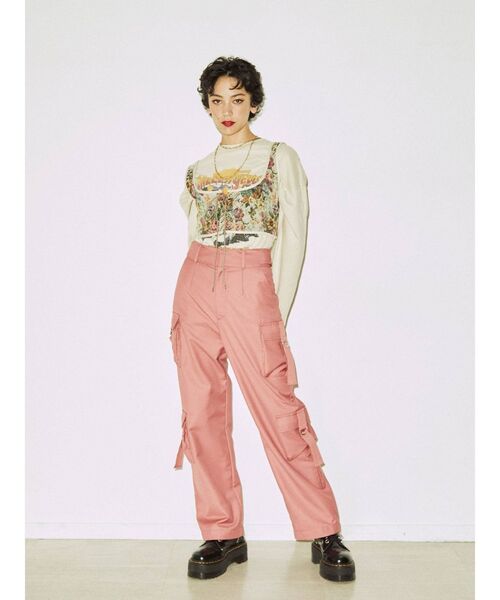 jouetie(ジュエティ)の「レースアップ2WAYコルセット(サスペンダー・レディース・アイボリー/ブラック・MEDIUM)」の17枚目の写真