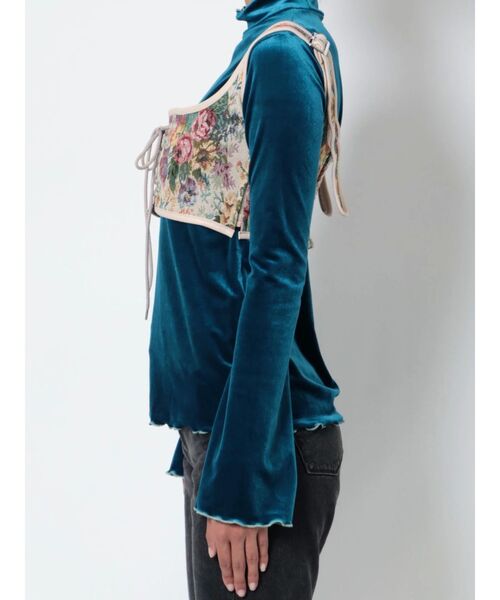 jouetie(ジュエティ)の「レースアップ2WAYコルセット(サスペンダー・レディース・アイボリー/ブラック・MEDIUM)」の22枚目の写真