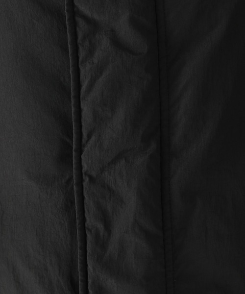 niko and...（ニコアンド）の「2WAYスピンドルベスト（ダウンベスト・レディース・ブラウン/ブラック・MEDIUM/LARGE）」の20枚目の写真