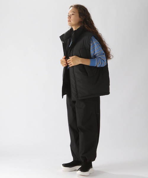 niko and...（ニコアンド）の「2WAYスピンドルベスト（ダウンベスト・レディース・ブラウン/ブラック・MEDIUM/LARGE）」の4枚目の写真