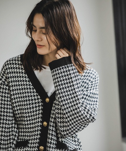 LEPSIM（レプシィム）の「7ゲージ配色アソートカーデ　175292（カーディガン/ボレロ・レディース・ブラック/ライトベージュ/グリーン/イエロー・FREE）」の5枚目の写真