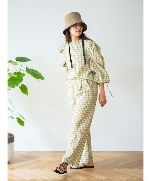 Ungrid（アングリッド）の「ギンガムチェックタックパンツ（その他パンツ・レディース・グレー/オフホワイト/グリーン・FREE）」の17枚目の写真