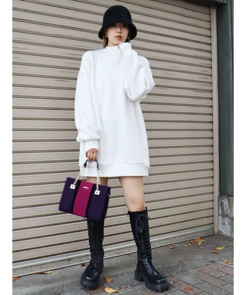 EVRIS（エヴリス）の「BIGシルエットスウェットワンピース（ワンピース・レディース・ブラック/ホワイト・FREE）」の13枚目の写真