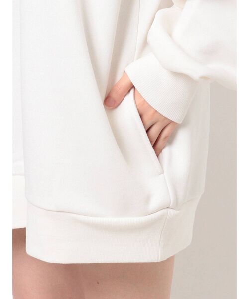 EVRIS（エヴリス）の「BIGシルエットスウェットワンピース（ワンピース・レディース・ブラック/ホワイト・FREE）」の19枚目の写真