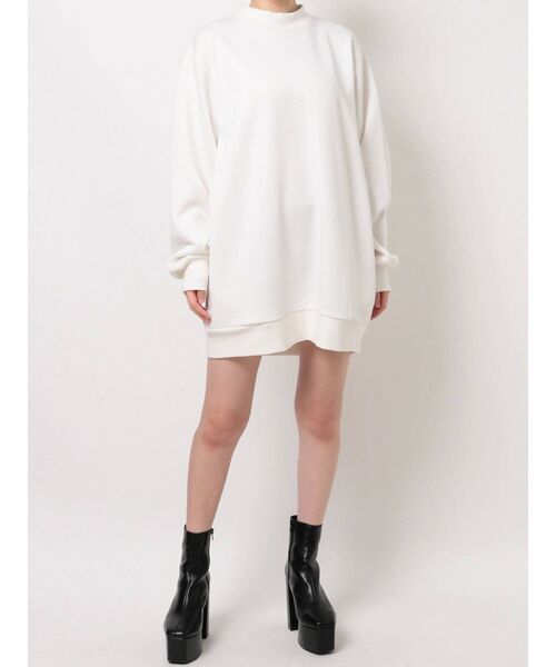 EVRIS（エヴリス）の「BIGシルエットスウェットワンピース（ワンピース・レディース・ブラック/ホワイト・FREE）」の21枚目の写真