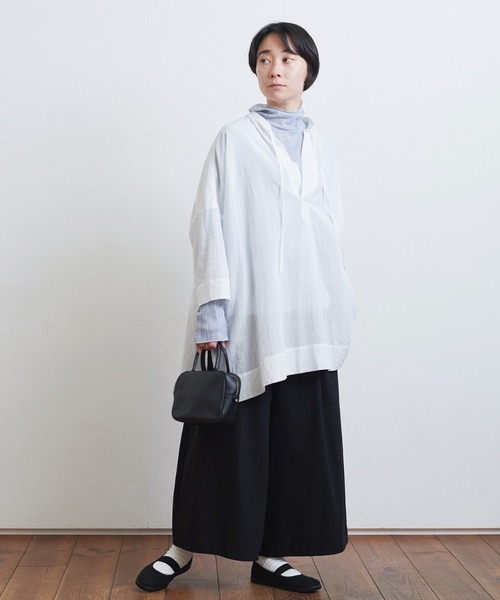 yuni（ユニ ）の「強撚塩縮コットン カフタンチュニックシャツ（シャツ 