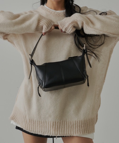 FIG&VIPER(フィグアンドバイパー)の「サークルベルトバッグ(ショルダーバッグ・レディース・ホワイト/ブラック・FREE)」の7枚目の写真