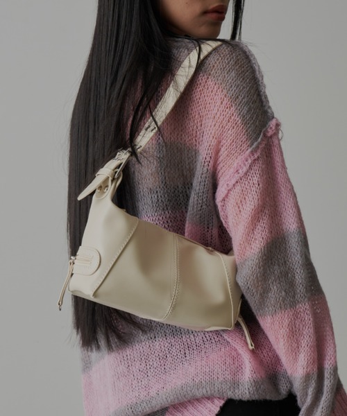 FIG&VIPER(フィグアンドバイパー)の「サークルベルトバッグ(ショルダーバッグ・レディース・ホワイト/ブラック・FREE)」の5枚目の写真