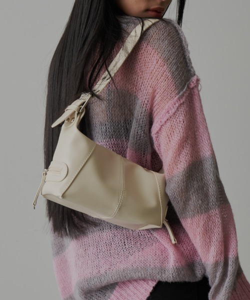 FIG&VIPER(フィグアンドバイパー)の「サークルベルトバッグ(ショルダーバッグ・レディース・ホワイト/ブラック・FREE)」の8枚目の写真