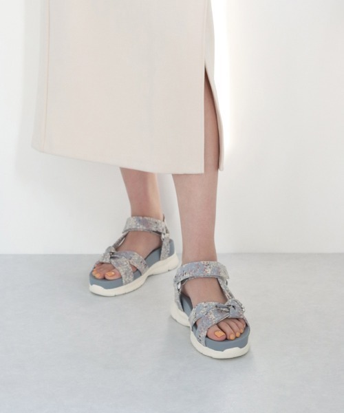 JELLY BEANS（ジェリービーンズ）の「ビジューターバンスポーツサンダル(215-10083)JELLY BEANS(ジェリービーンズ)（サンダル・レディース・シルバー/マルチ/ブラック・S/M/L）」の15枚目の写真