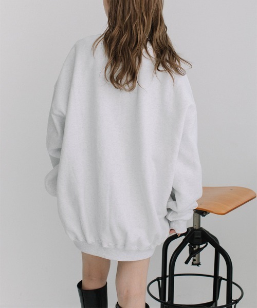 Flugge（フラッジー）の「college logo big sweat/カレッジロゴビッグスウェット　ユニセックス着用可能(メンズ着用画像有)（スウェット・レディース・ネイビー/アッシュグレー・FREE）」の19枚目の写真