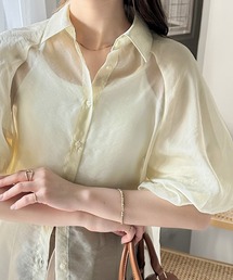 ラグジュアリーな透け感。ビショップスリーブシアーシャツ