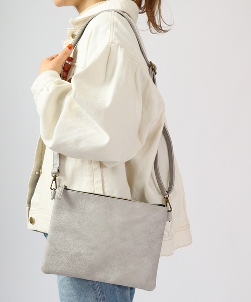 propellerheads(プロペラヘッズ)の「propellerheads 合成皮革サコッシュ(ショルダーバッグ・レディース・ブラウン/マスタード/グレー/ブラック・FREE)」の3枚目の写真