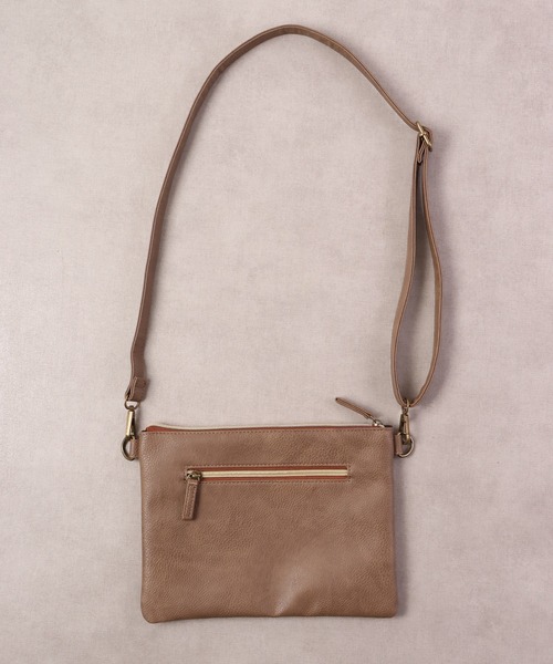 propellerheads(プロペラヘッズ)の「propellerheads 合成皮革サコッシュ(ショルダーバッグ・レディース・ブラウン/マスタード/グレー/ブラック・FREE)」の19枚目の写真