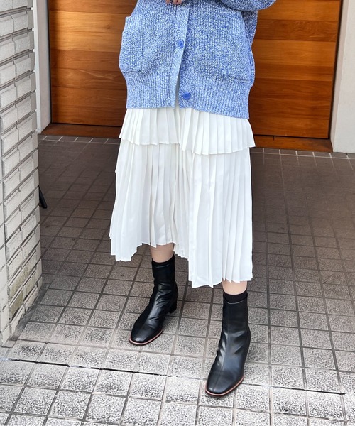 one way（ワンウェイ）の「アシメプリーツスカート（スカート・レディース・ホワイト/ブラック・FREE）」の3枚目の写真