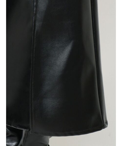 EVRIS(エヴリス)の「フェイクレザーロングスリットワンピース(ワンピース・レディース・ブラック/アイボリー・FREE)」の18枚目の写真