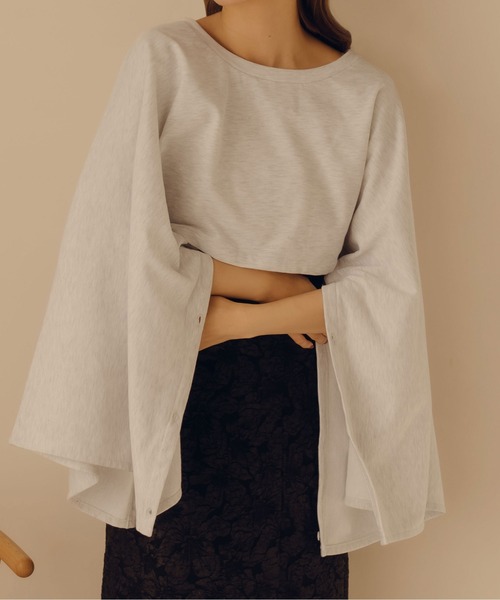 fupel（フぺル）の「フレアスリーブスリットスウェット（スウェット・レディース・ピンク/グレー・FREE）」の3枚目の写真