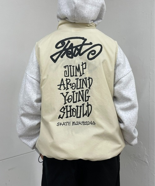 WHO'S WHO gallery（フーズフーギャラリー）の「COOPER FACTスタンドカラーベスト（ベスト・メンズ・アイボリー/ブラック/カーキ・FREE）」の5枚目の写真