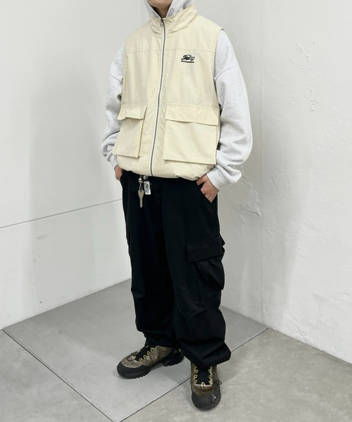 WHO'S WHO gallery（フーズフーギャラリー）の「COOPER FACTスタンドカラーベスト（ベスト・メンズ・アイボリー/ブラック/カーキ・FREE）」の6枚目の写真