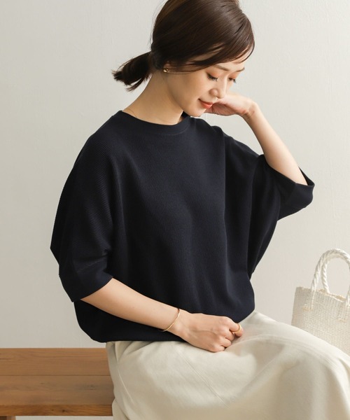 URBAN RESEARCH DOORS（アーバンリサーチドアーズ）の「『WEB/一部店舗限定カラー』タックフライスワイドTシャツ（Tシャツ/カットソー・レディース・ベージュ/オフホワイト/ホワイト系その他/ネイビー/ブラック/チャコールグレー・MEDIUM）」の6枚目の写真