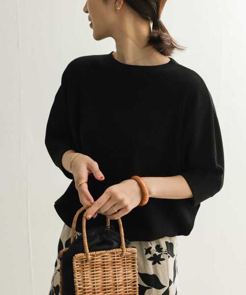 URBAN RESEARCH DOORS（アーバンリサーチドアーズ）の「『WEB/一部店舗限定カラー』タックフライスワイドTシャツ（Tシャツ/カットソー・レディース・ベージュ/オフホワイト/ホワイト系その他/ネイビー/ブラック/チャコールグレー・MEDIUM）」の10枚目の写真