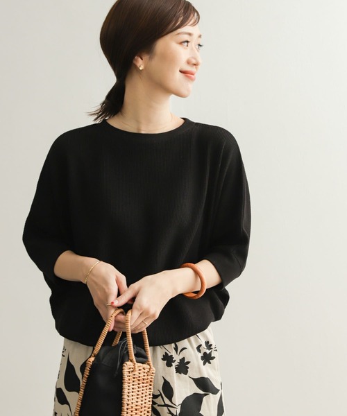 URBAN RESEARCH DOORS（アーバンリサーチドアーズ）の「『WEB/一部店舗限定カラー』タックフライスワイドTシャツ（Tシャツ/カットソー・レディース・ベージュ/オフホワイト/ホワイト系その他/ネイビー/ブラック/チャコールグレー・MEDIUM）」の11枚目の写真