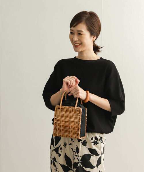 URBAN RESEARCH DOORS（アーバンリサーチドアーズ）の「『WEB/一部店舗限定カラー』タックフライスワイドTシャツ（Tシャツ/カットソー・レディース・ベージュ/オフホワイト/ホワイト系その他/ネイビー/ブラック/チャコールグレー・MEDIUM）」の14枚目の写真