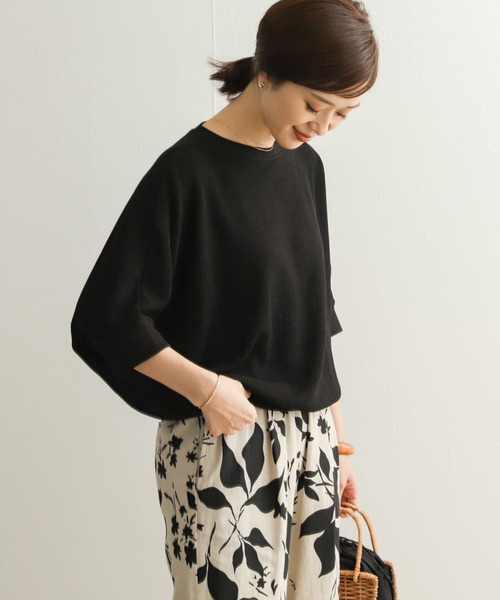 URBAN RESEARCH DOORS（アーバンリサーチドアーズ）の「『WEB/一部店舗限定カラー』タックフライスワイドTシャツ（Tシャツ/カットソー・レディース・ベージュ/オフホワイト/ホワイト系その他/ネイビー/ブラック/チャコールグレー・MEDIUM）」の20枚目の写真