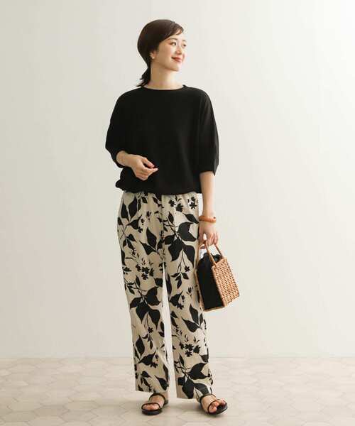 URBAN RESEARCH DOORS（アーバンリサーチドアーズ）の「『WEB/一部店舗限定カラー』タックフライスワイドTシャツ（Tシャツ/カットソー・レディース・ベージュ/オフホワイト/ホワイト系その他/ネイビー/ブラック/チャコールグレー・MEDIUM）」の21枚目の写真