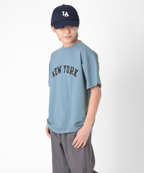 GLAZOS（グラソス）の「【接触冷感】アソートカレッジアーチロゴ半袖Tシャツ（Tシャツ/カットソー・キッズ・グレー/オートミール/チャコールグレー/カーキ/ベージュ/ブルー/ホワイト・140cm/160cm/130cm/170cm/150cm）」の7枚目の写真